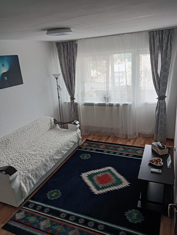 Hellen Apartament Тырговиште Экстерьер фото